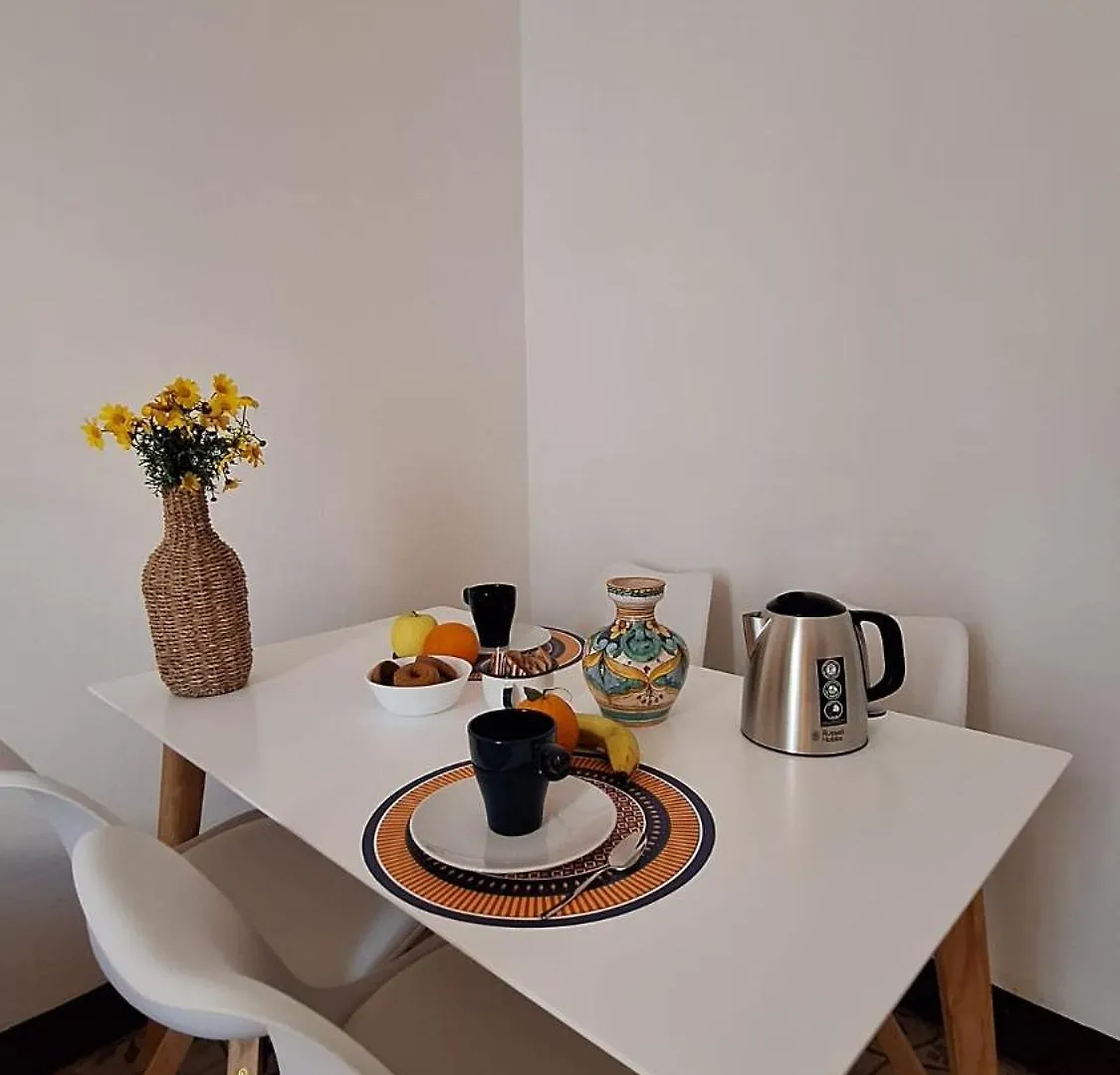 Apartment Appartamento Grecale Favignana