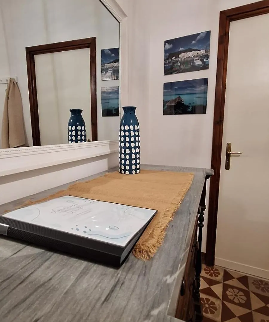 Apartment Appartamento Grecale Favignana Italy